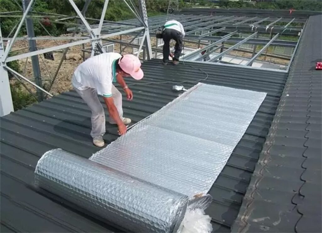 Tấm cách nhiệt chống nóng mái tôn